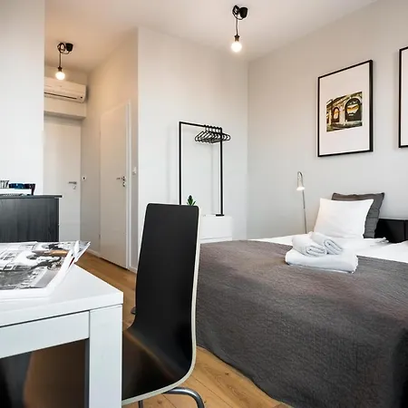 クラクフ B&B 3*