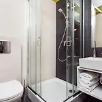 クラクフ B&B アパートホテル 3*