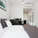 アパートホテル クラクフ B&B