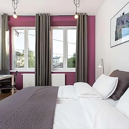 מלון דירות Krakow B&B