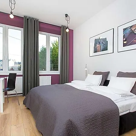 Krakow B&B شقة فندقية