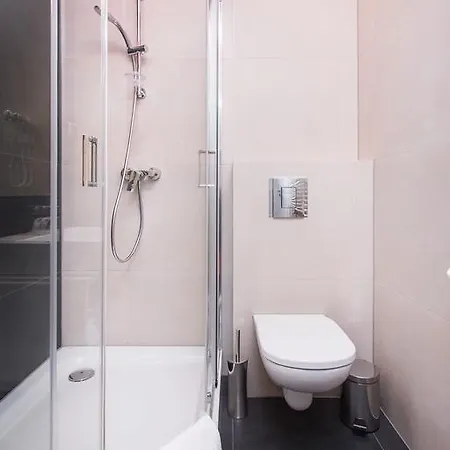 Lägenhetshotell Krakow B&B 3*